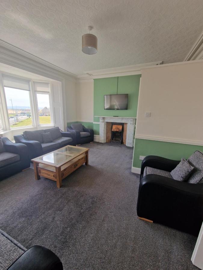 2 The Green, Exceptional Large House, Sea Views Loads Of Bathrooms Seaton Carew Buitenkant foto