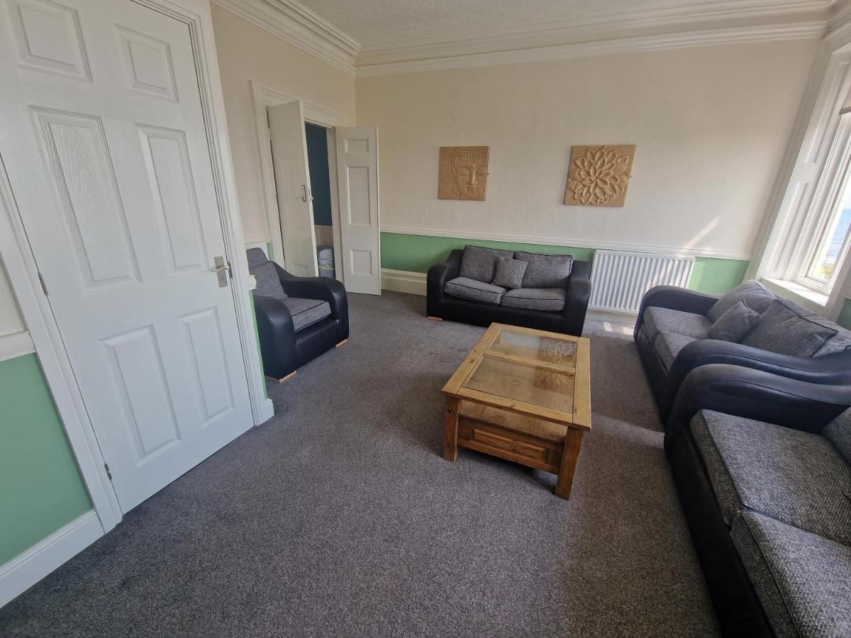 2 The Green, Exceptional Large House, Sea Views Loads Of Bathrooms Seaton Carew Buitenkant foto
