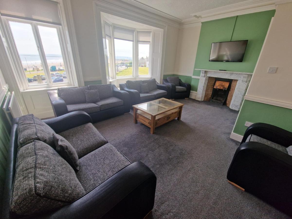 2 The Green, Exceptional Large House, Sea Views Loads Of Bathrooms Seaton Carew Buitenkant foto