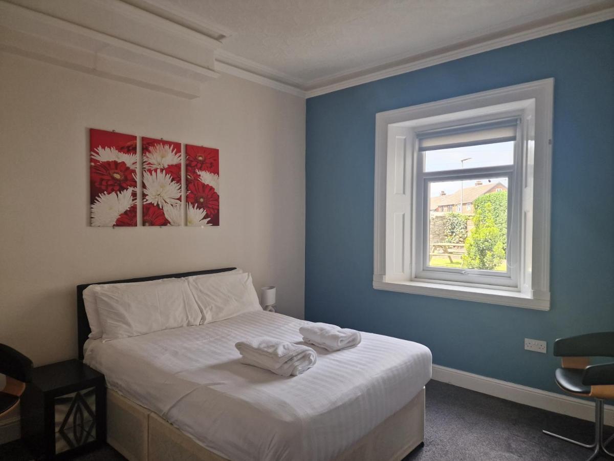 2 The Green, Exceptional Large House, Sea Views Loads Of Bathrooms Seaton Carew Buitenkant foto