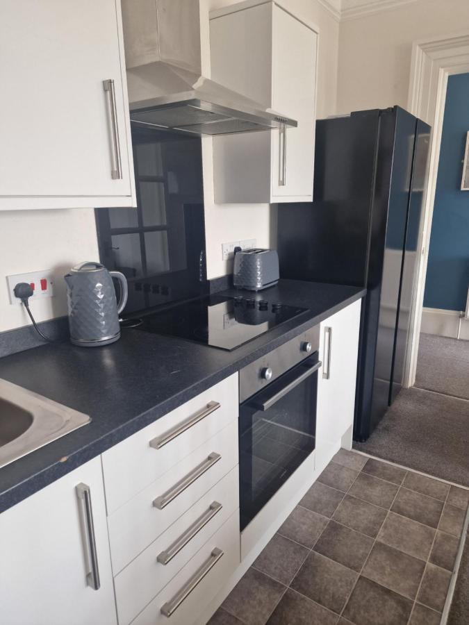 2 The Green, Exceptional Large House, Sea Views Loads Of Bathrooms Seaton Carew Buitenkant foto