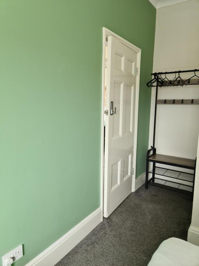 2 The Green, Exceptional Large House, Sea Views Loads Of Bathrooms Seaton Carew Buitenkant foto